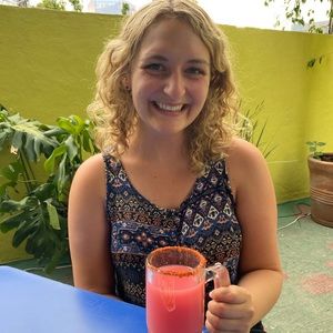 Meet your Posher, Lisa